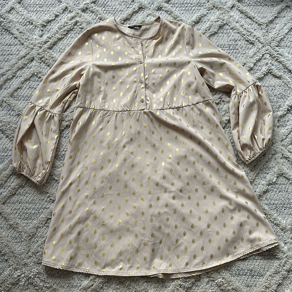 Lightweight dress